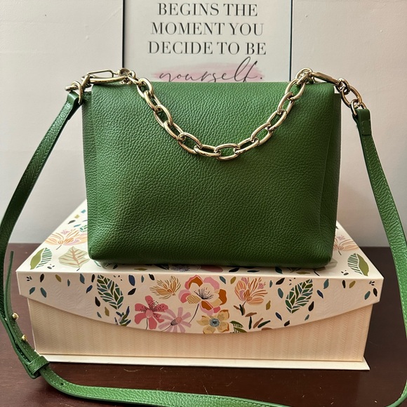 Authentic Versace Collection Convertible Green Leather Bag with Gold Hardware - Picture 2 of 16